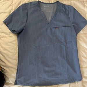 FIGS Catrina one pocket top - M